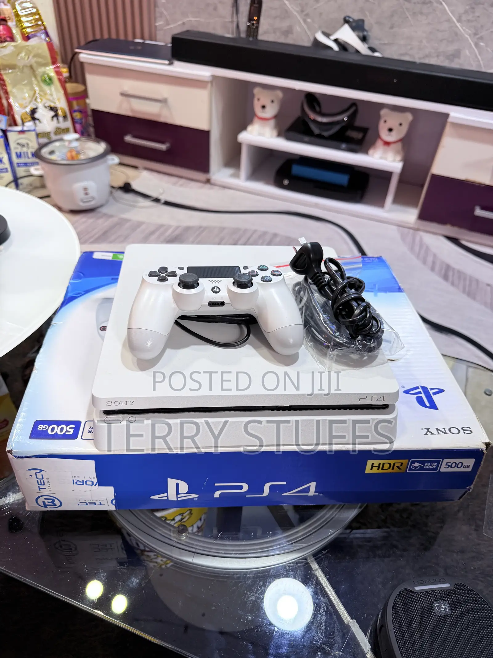 PlayStation 4 Slim
