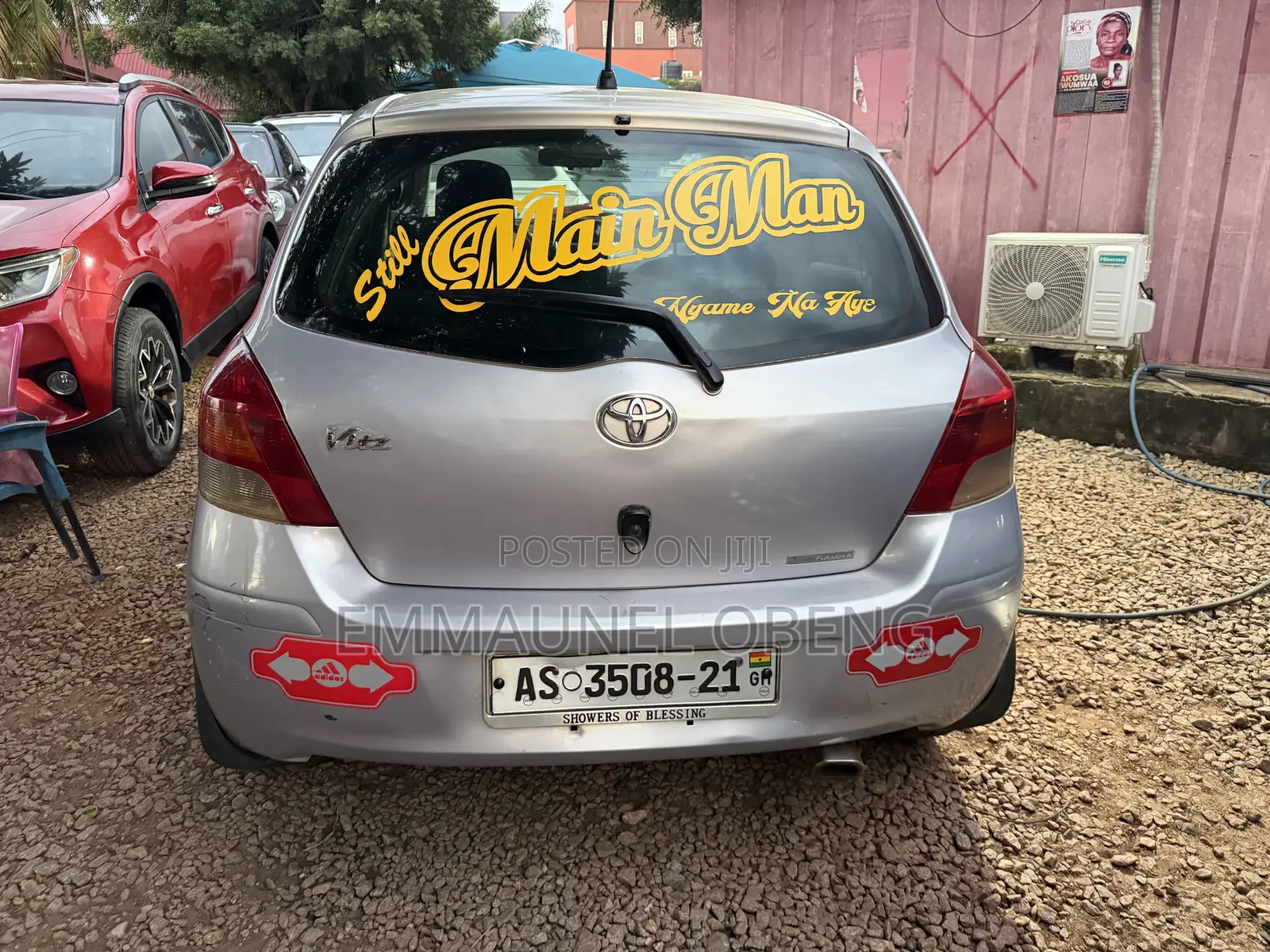 Toyota Vitz 2010 Silver