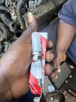 Toyota Camry Corolla Hilux Tacoma Lexus Tundra Original Spark Plugs