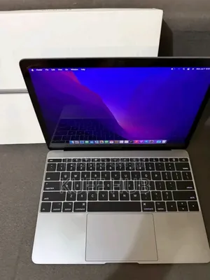 New Laptop Apple MacBook 2017 8GB Intel Core M SSD 256GB