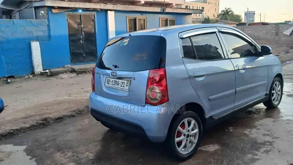 Kia Borrego 2011 Blue