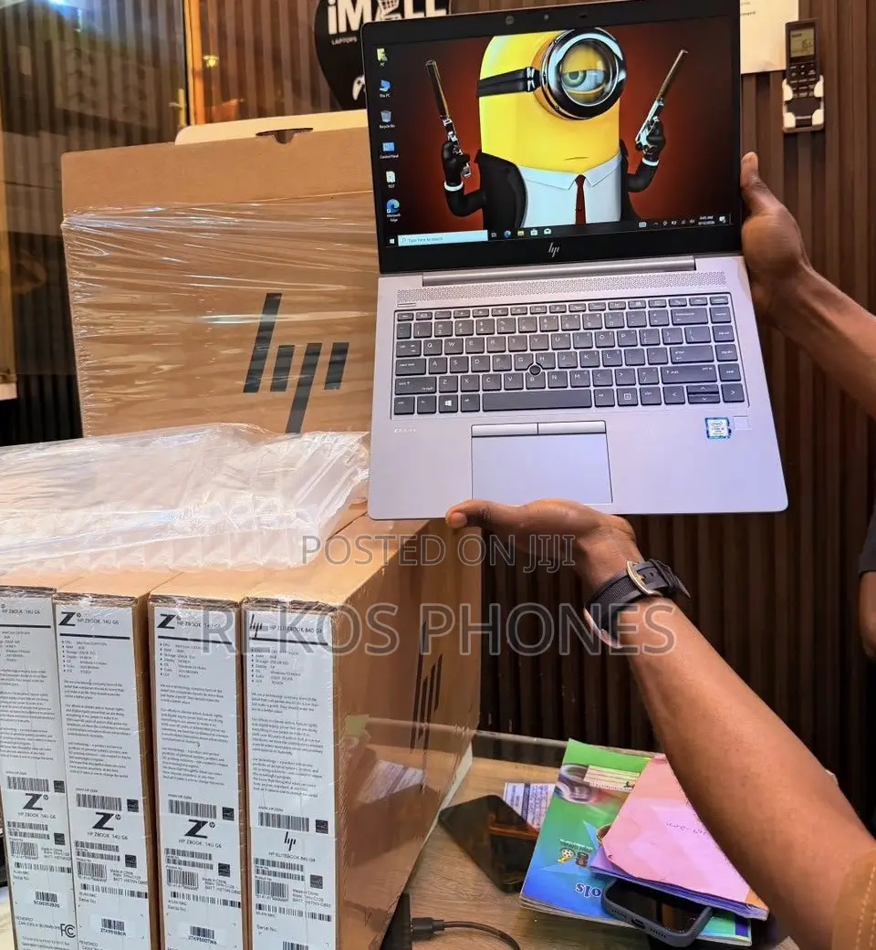 New Laptop HP ZBook Studio G4 16GB Intel Xeon SSD 256GB