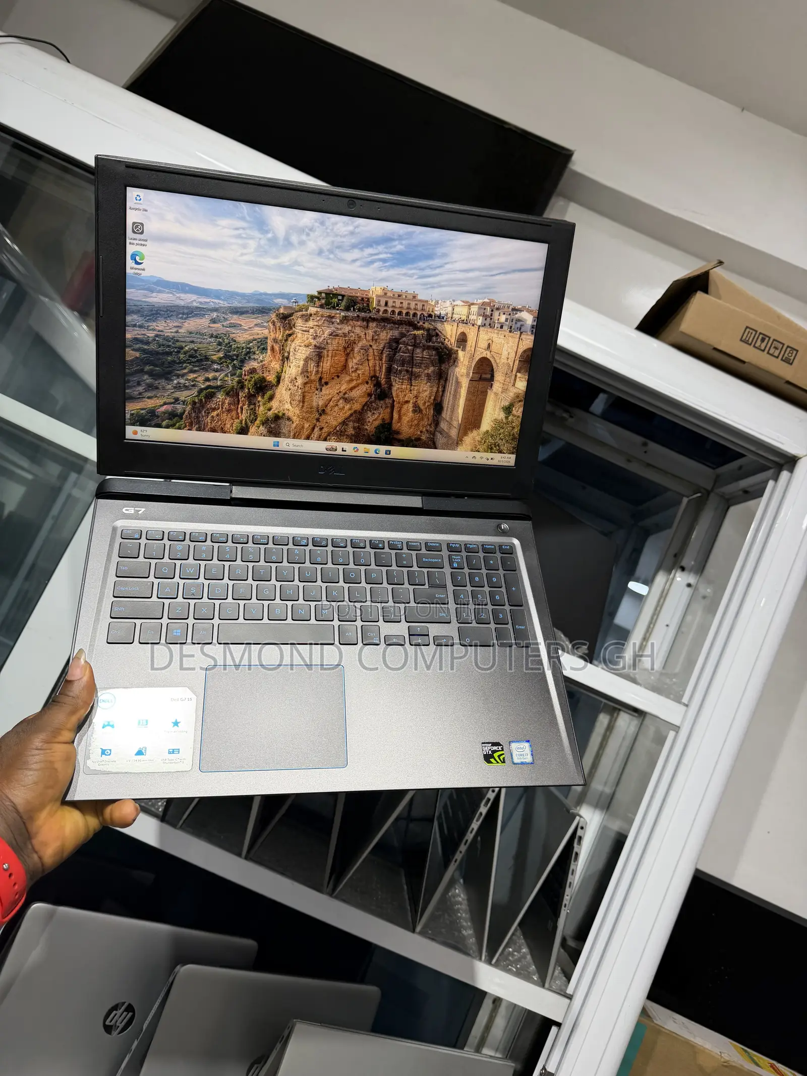Laptop Dell G7 15 7588 16GB Intel Core i7 HDD+SSD 1.5T