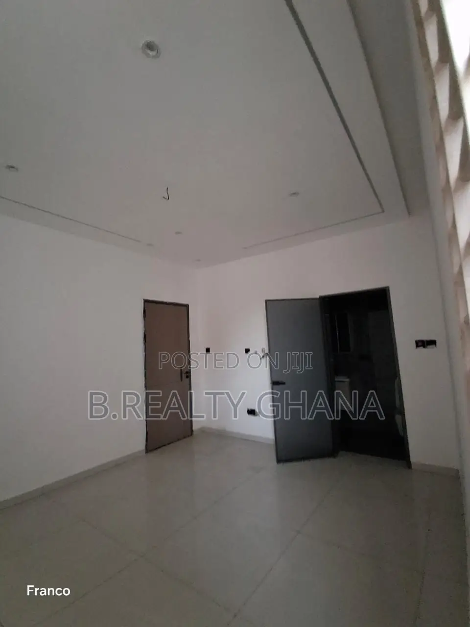 4bdrm House in Baatsona Total for sale