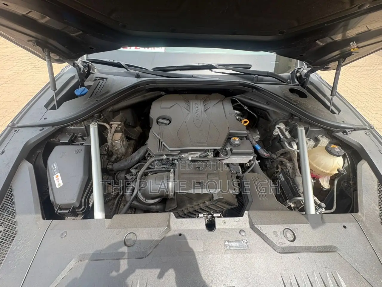 Genesis GV70 2.5T 2022 Black