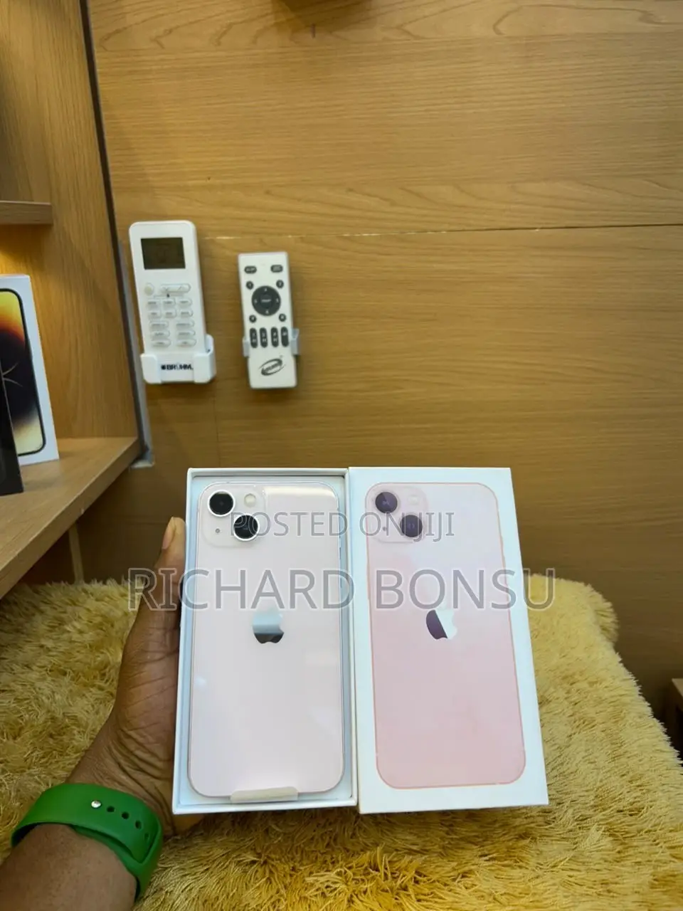 New Apple iPhone 13 128 GB Purple