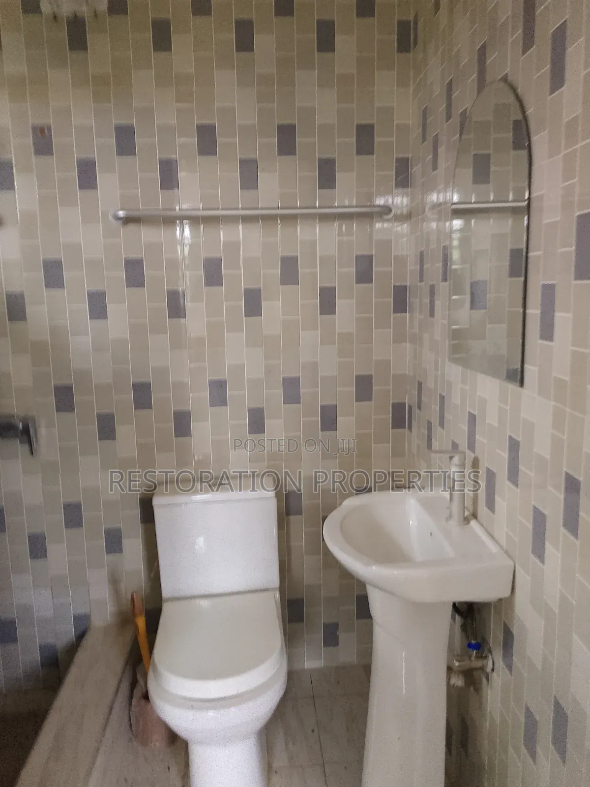 2bdrm Apartment in Oyarifa Road Side, Pentecost for rent