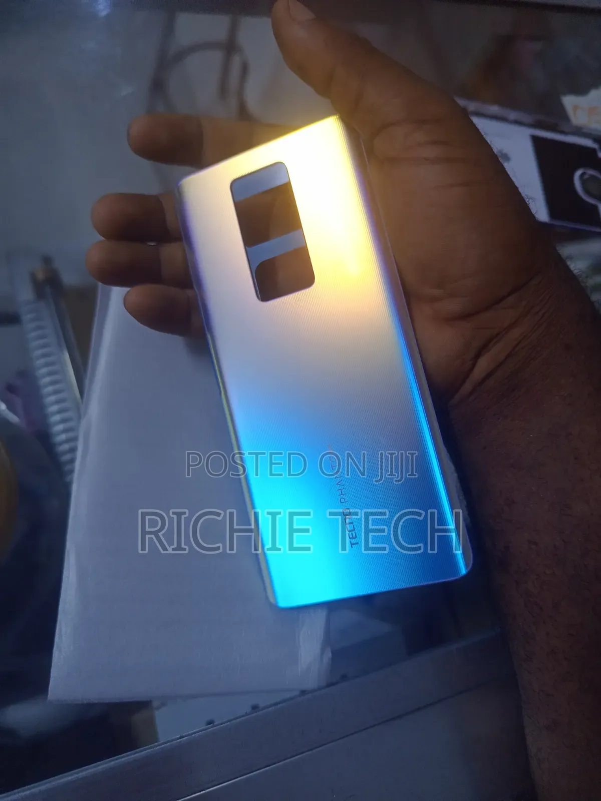 Tecno Phantom X Black Glass