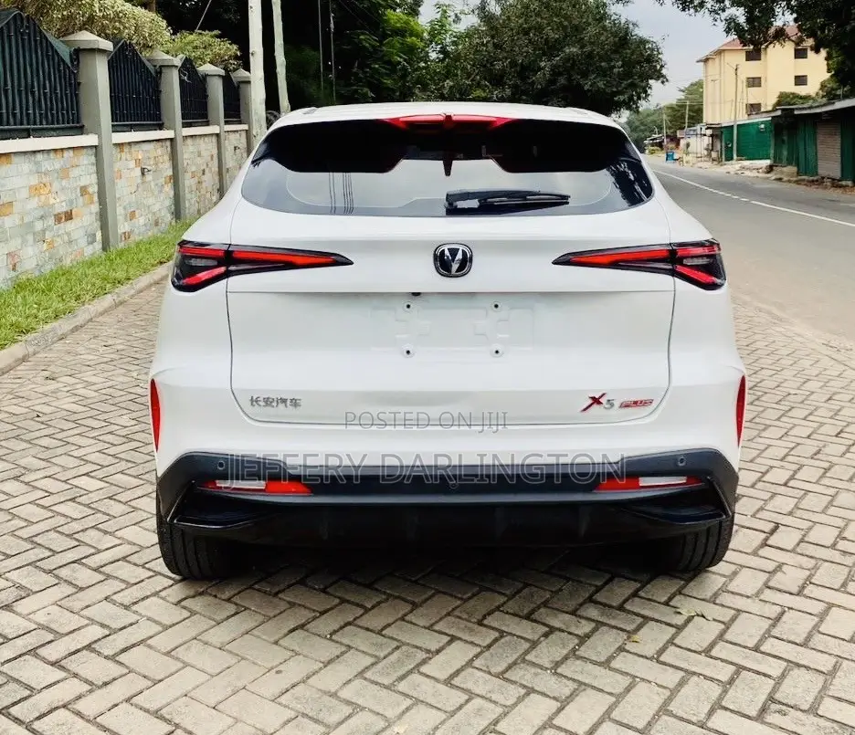 Changan X5 Plus 1.5 Blue Core FWD 2024 White
