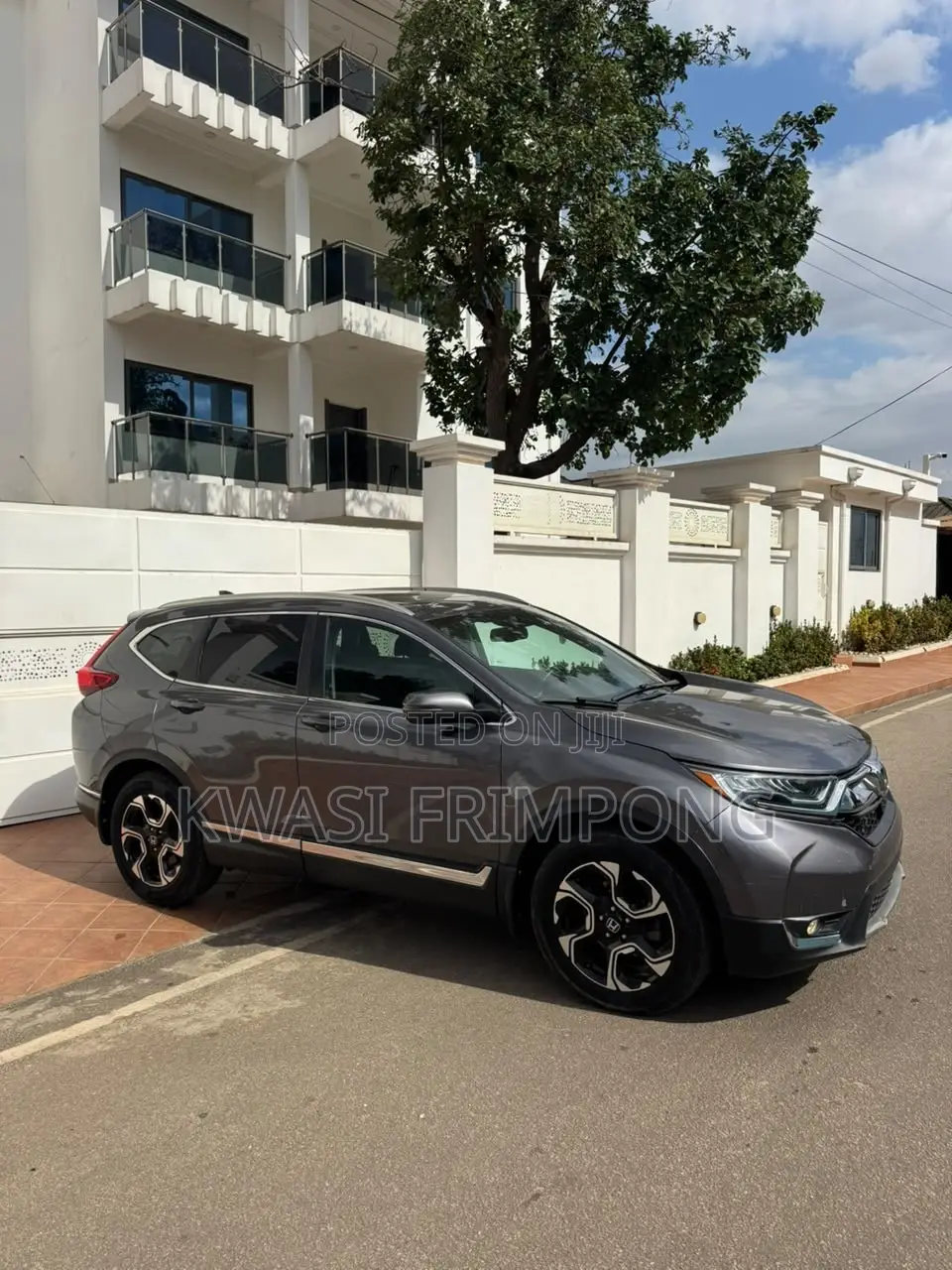 Honda CR-V Touring 4dr SUV (1.5L 4cyl CVT) 2017 Gray