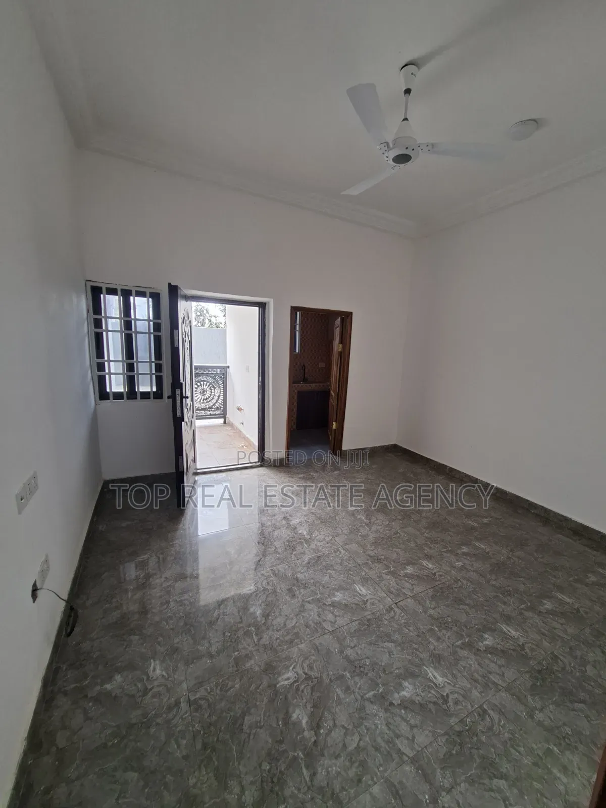 1bdrm Apartment in 150, Ga East Municipal for rent