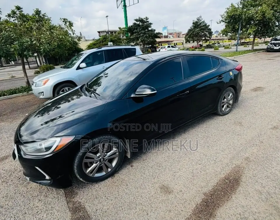 Hyundai Elantra 2018 Black