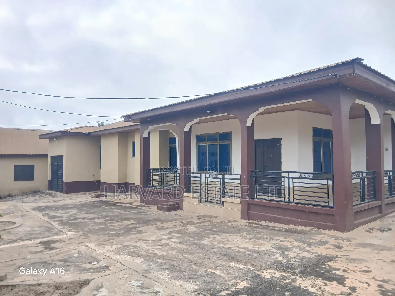 5bdrm House in Tech Deduako Knust, Kumasi Metropolitan for rent