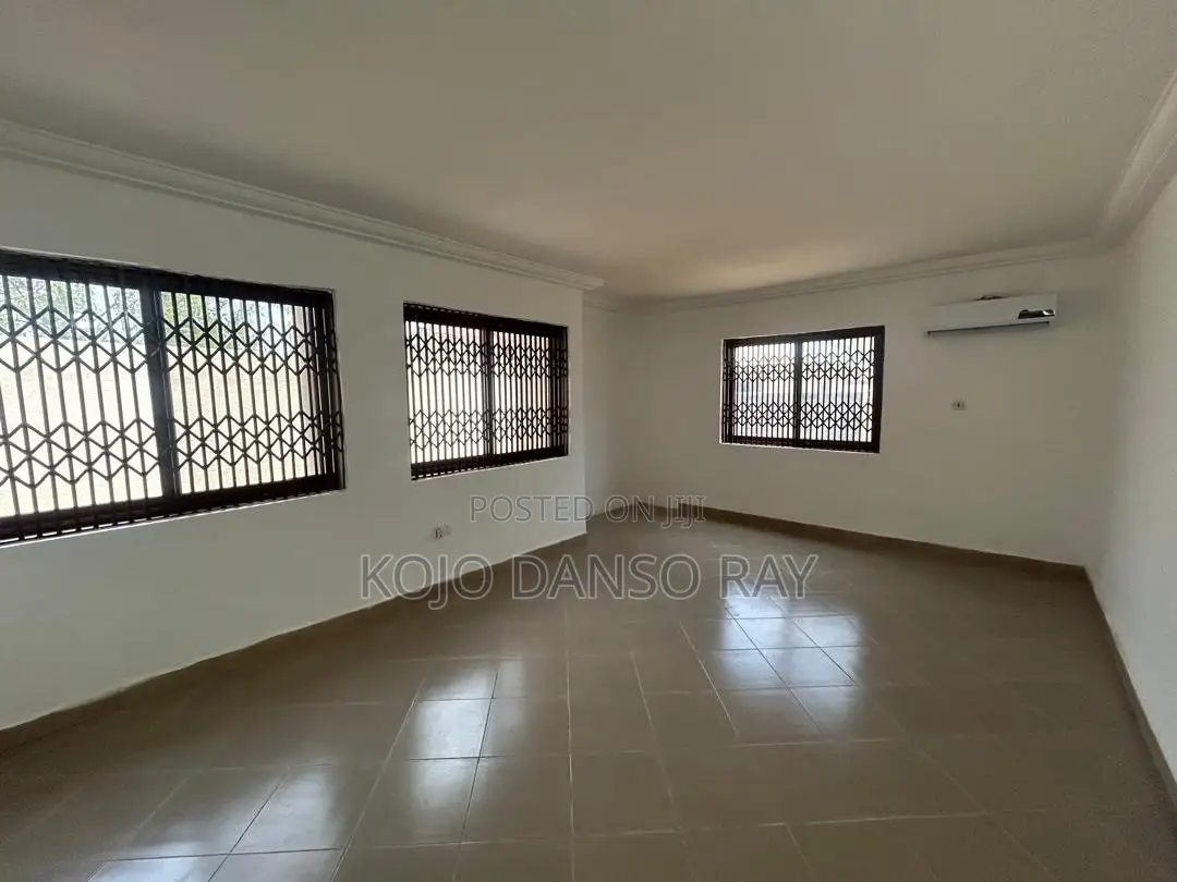 5bdrm House in Pandak Agency, Agbogba for rent