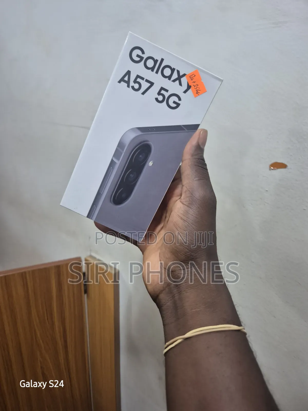 New Samsung Galaxy A57 256 GB Gray