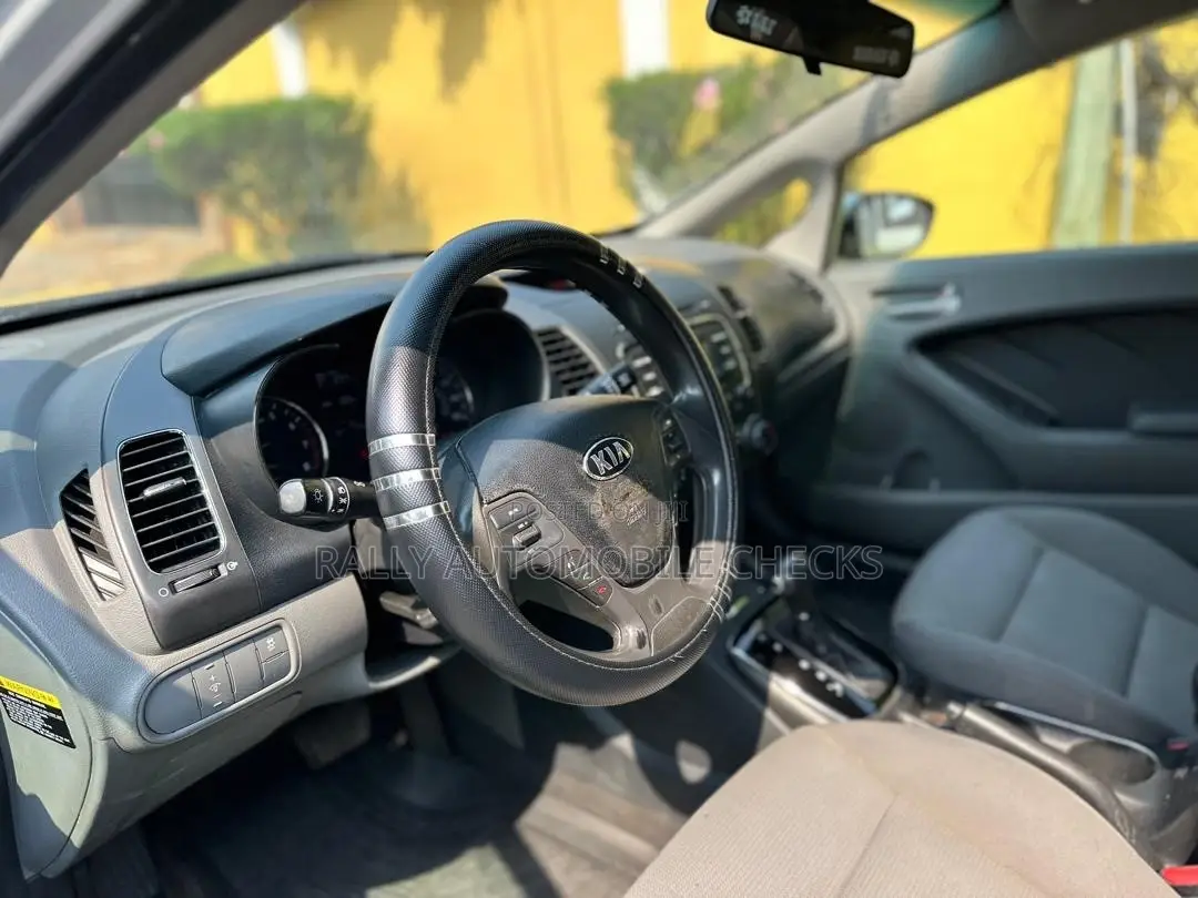 Kia Forte S Sedan 2017 Gray