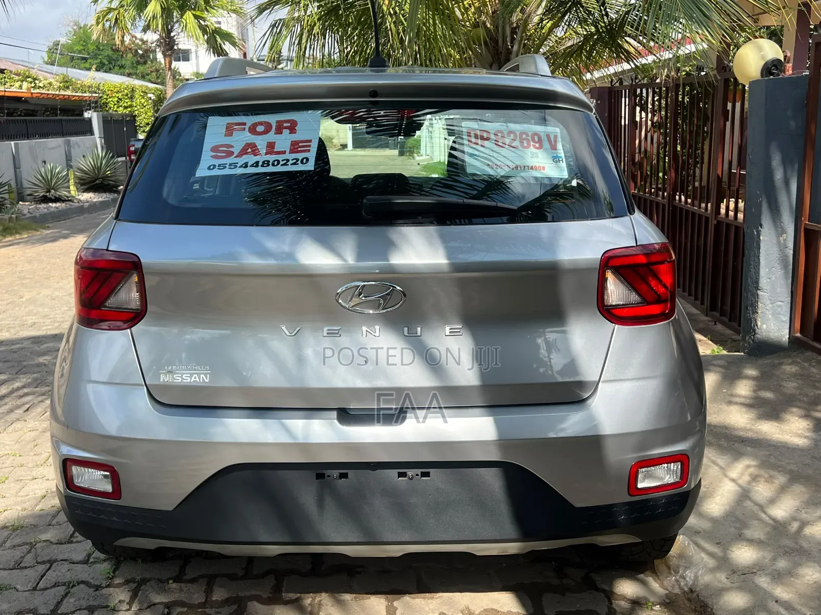 Hyundai Venue 2024 Gray