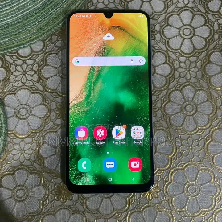 New Samsung Galaxy A30 64 GB Black