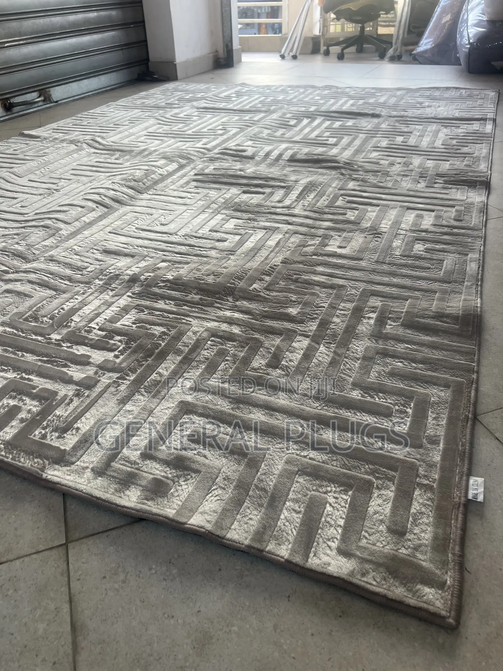 Luxury Crafted for You ;Soft Fluffy Fur Carpet Biggest Size 200x300cm