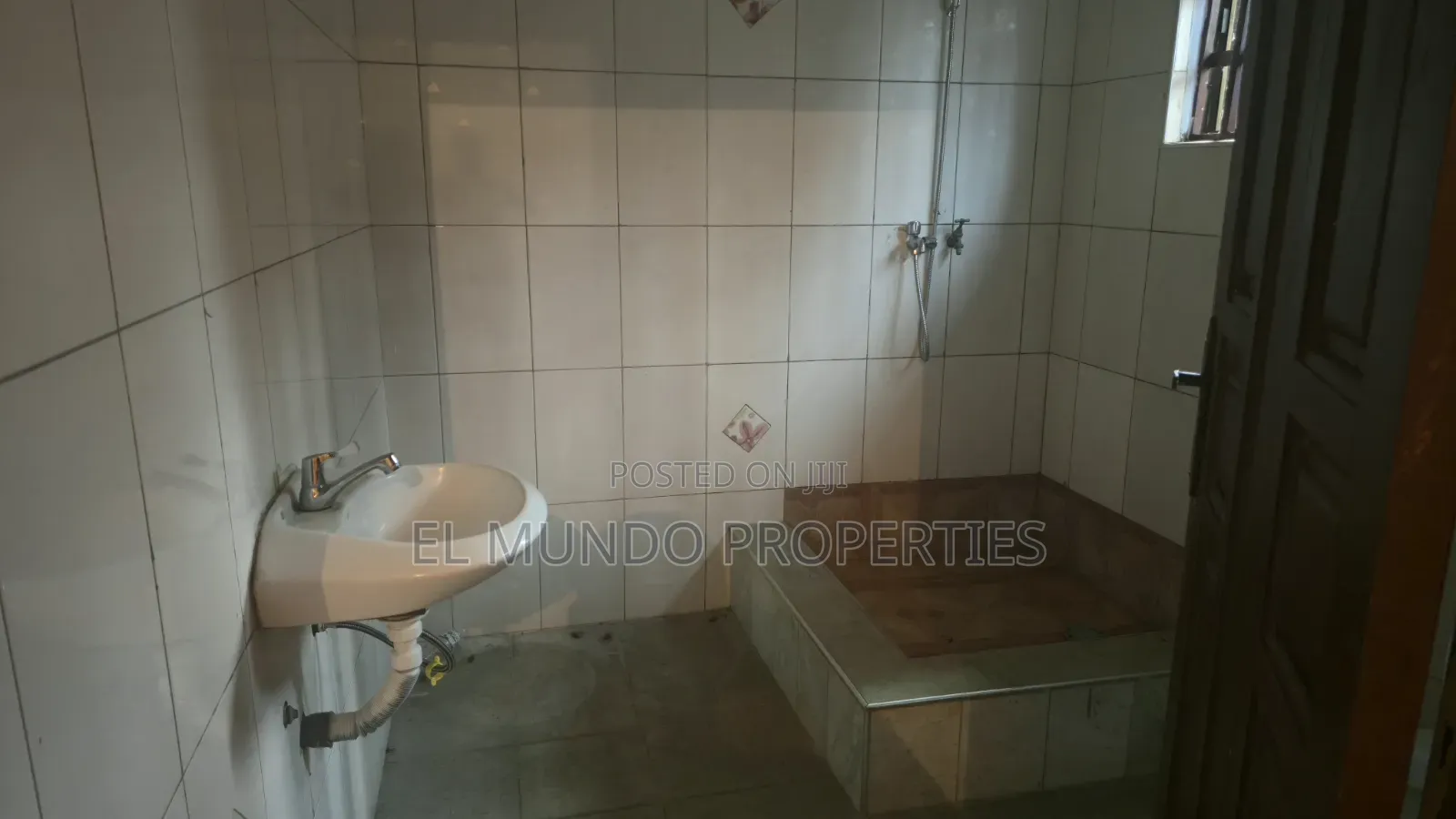 Mini Flat in Ipt Container, Kumasi Metropolitan for rent
