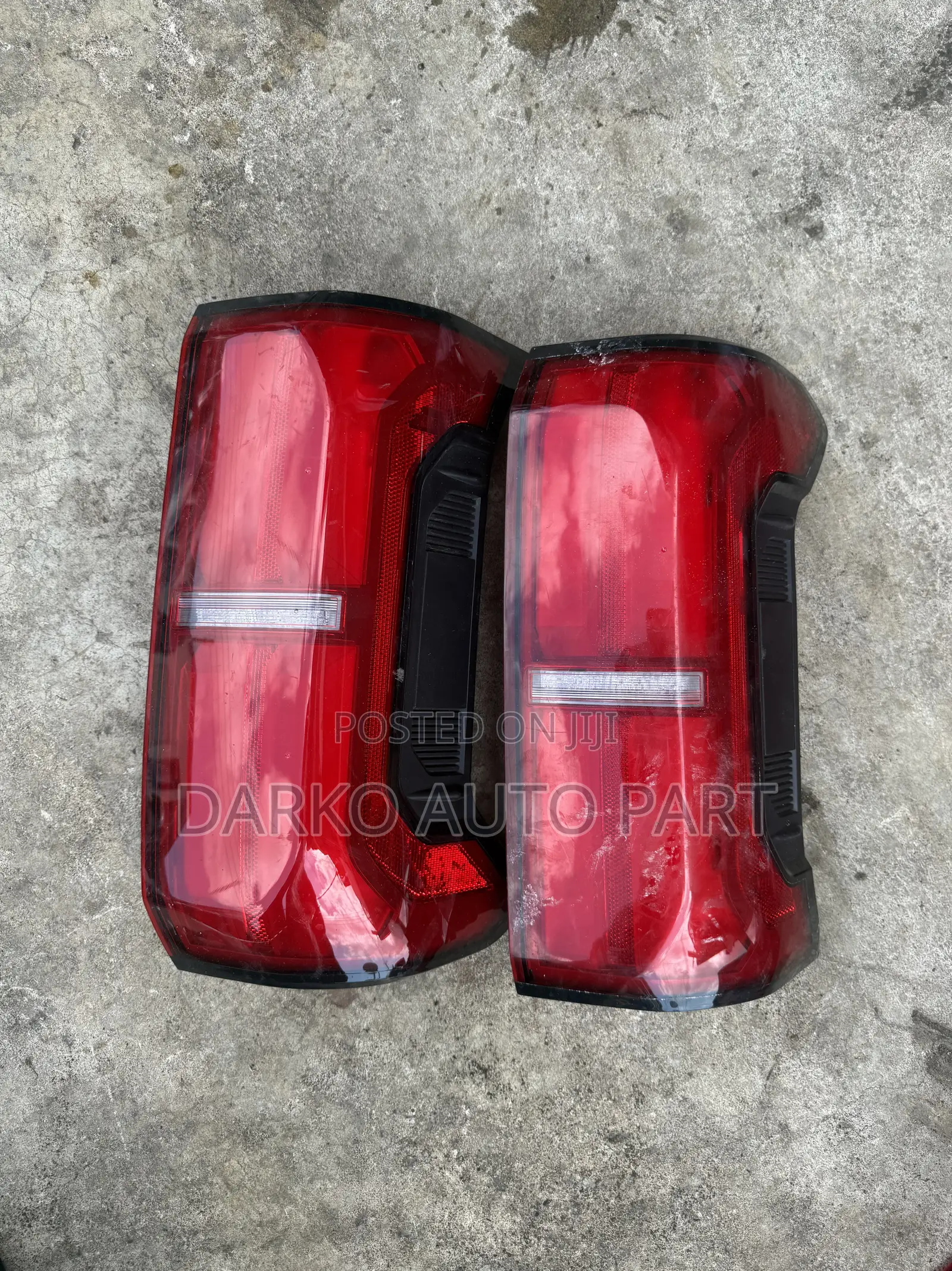 Toyota Tacoma 2022-2025 Taillight Available Home Use