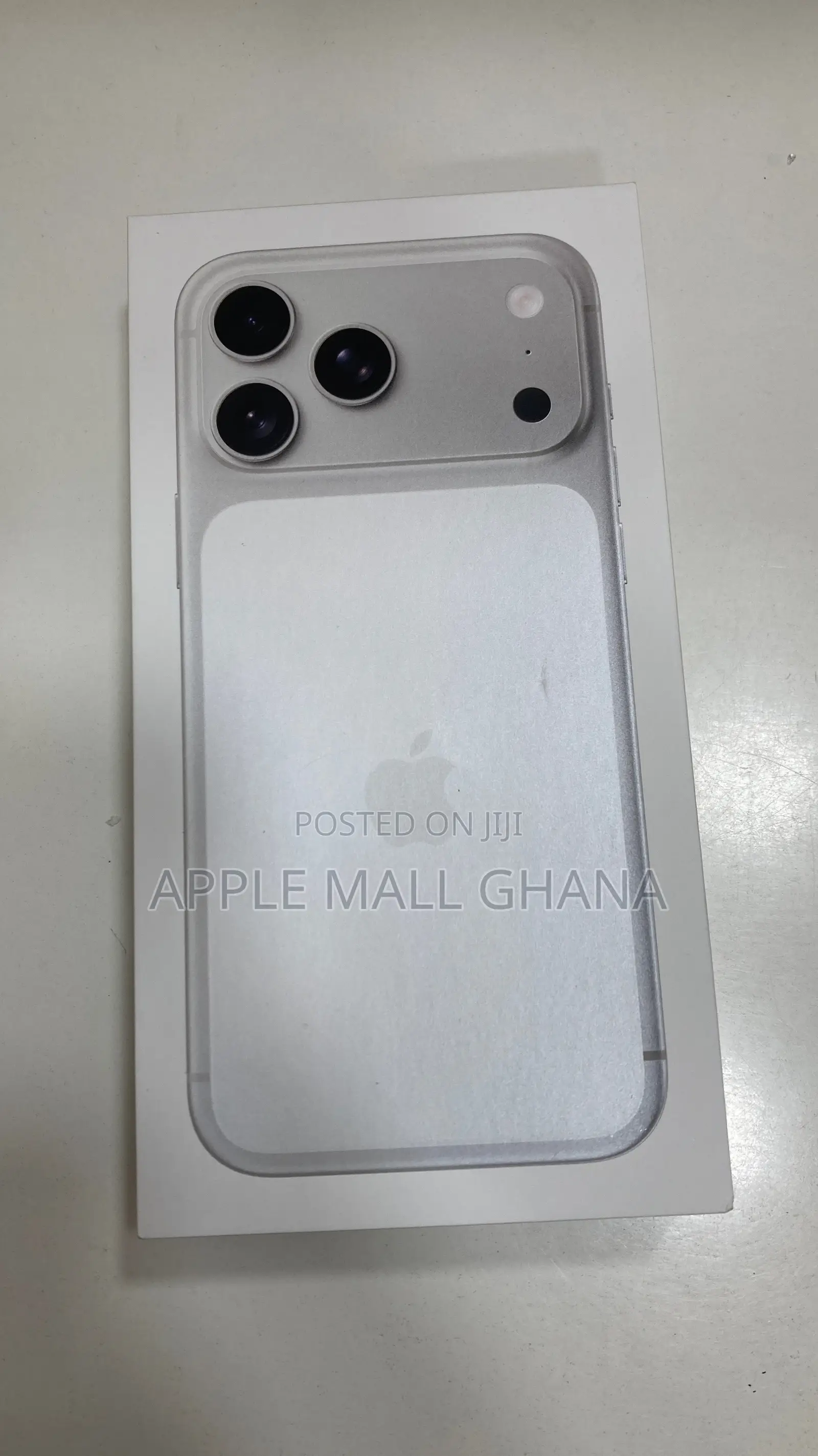 New Apple iPhone 17 Pro Max 256 GB Silver