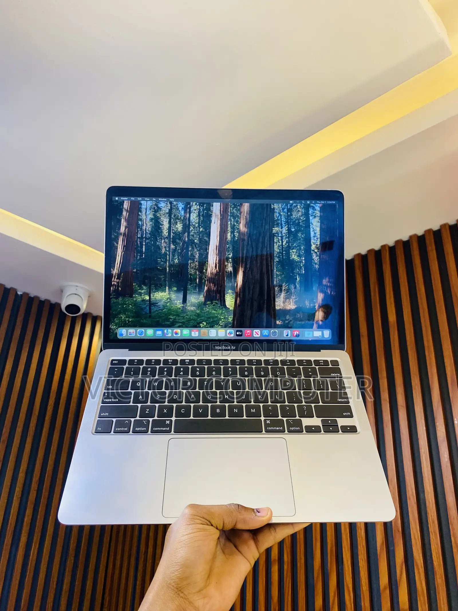 Laptop Apple MacBook Air 2020 8GB Intel Core i3 SSD 256GB