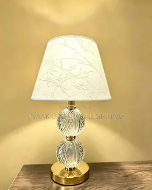 Gold Base With Leaf Pattern Shade