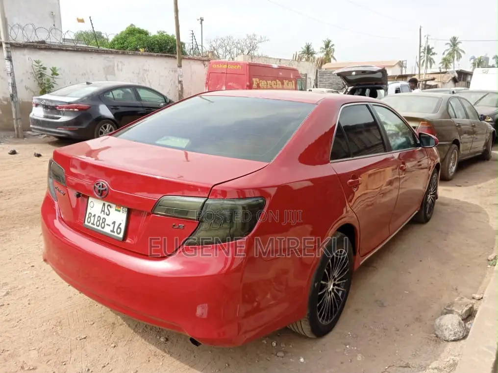 Toyota Camry 2014 Red