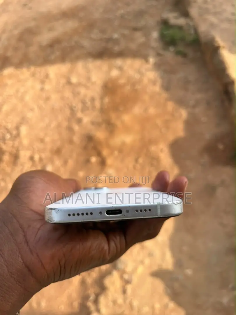 Apple iPhone 15 Plus 128 GB White