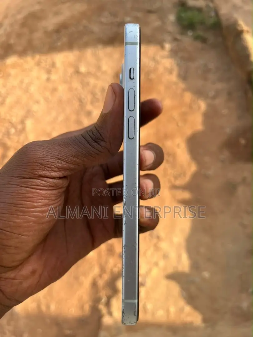 Apple iPhone 15 Plus 128 GB White
