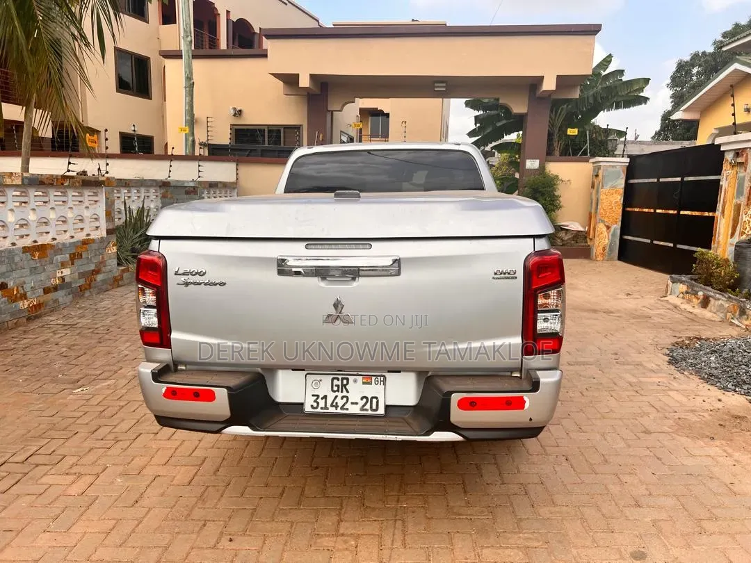 Mitsubishi L200 2020 White