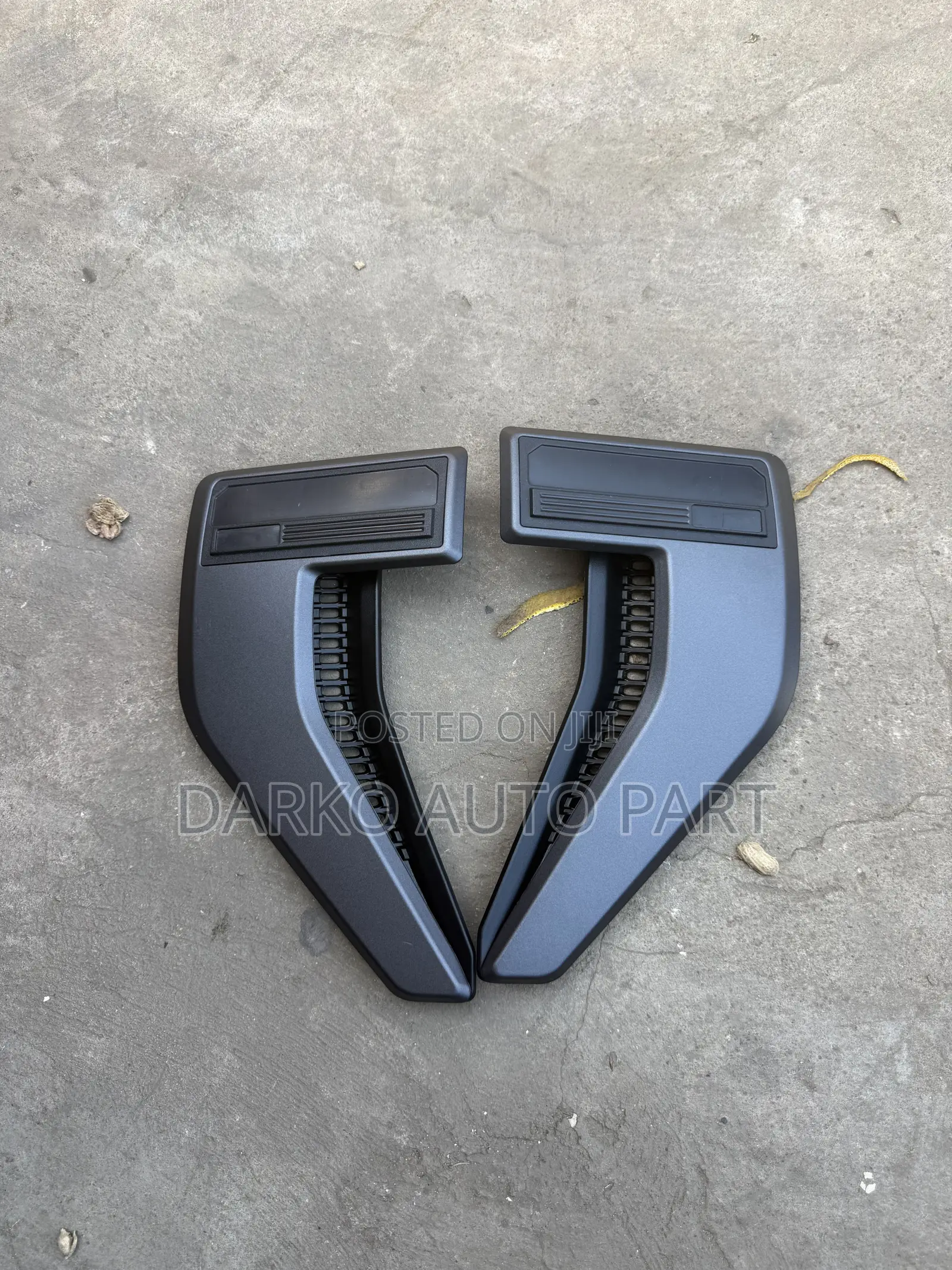 Ford F-150 (2021–2025) Fender Vent Trims or Side Available