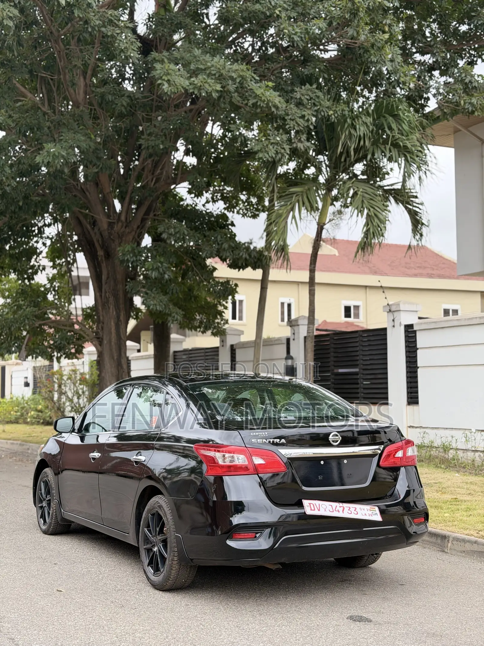 Nissan Sentra S 2016 Black