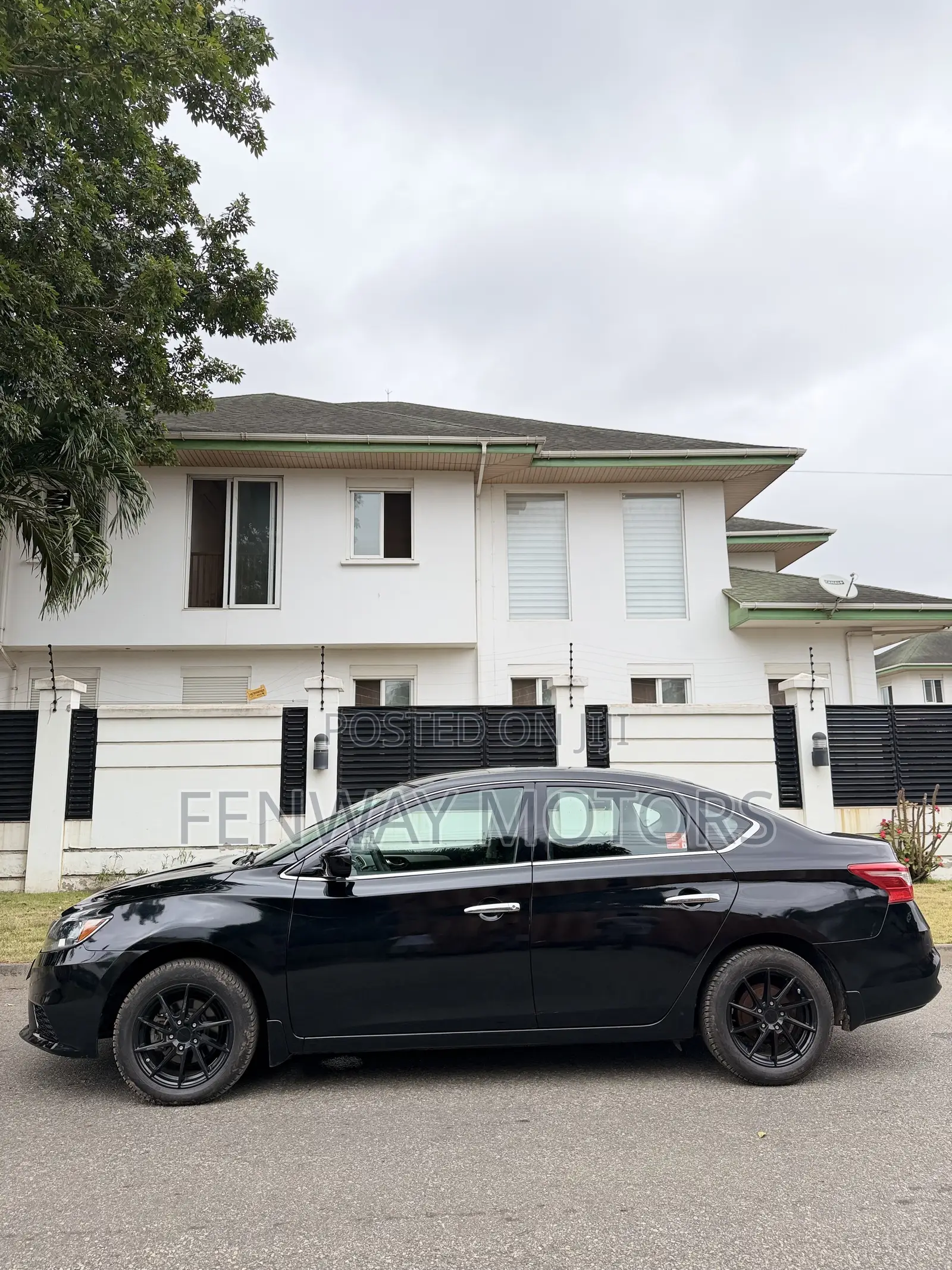 Nissan Sentra S 2016 Black
