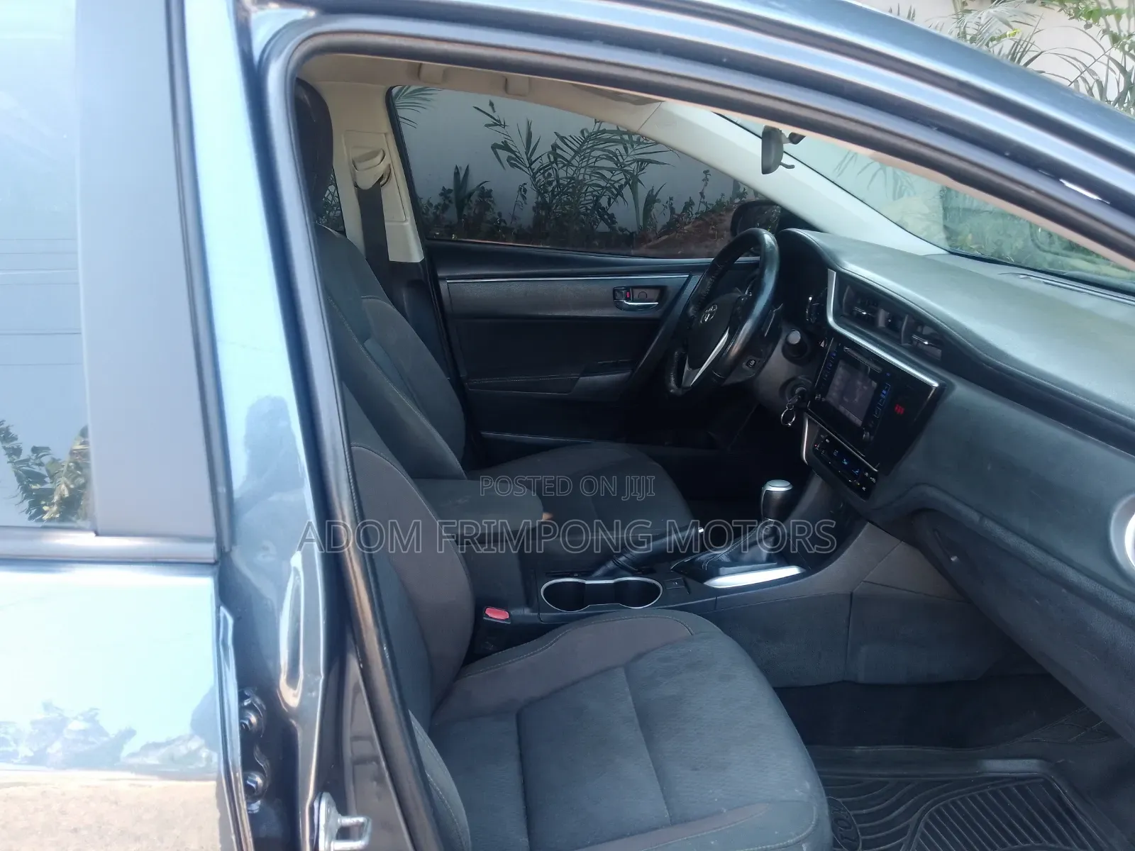 Toyota Corolla 2019 Gray