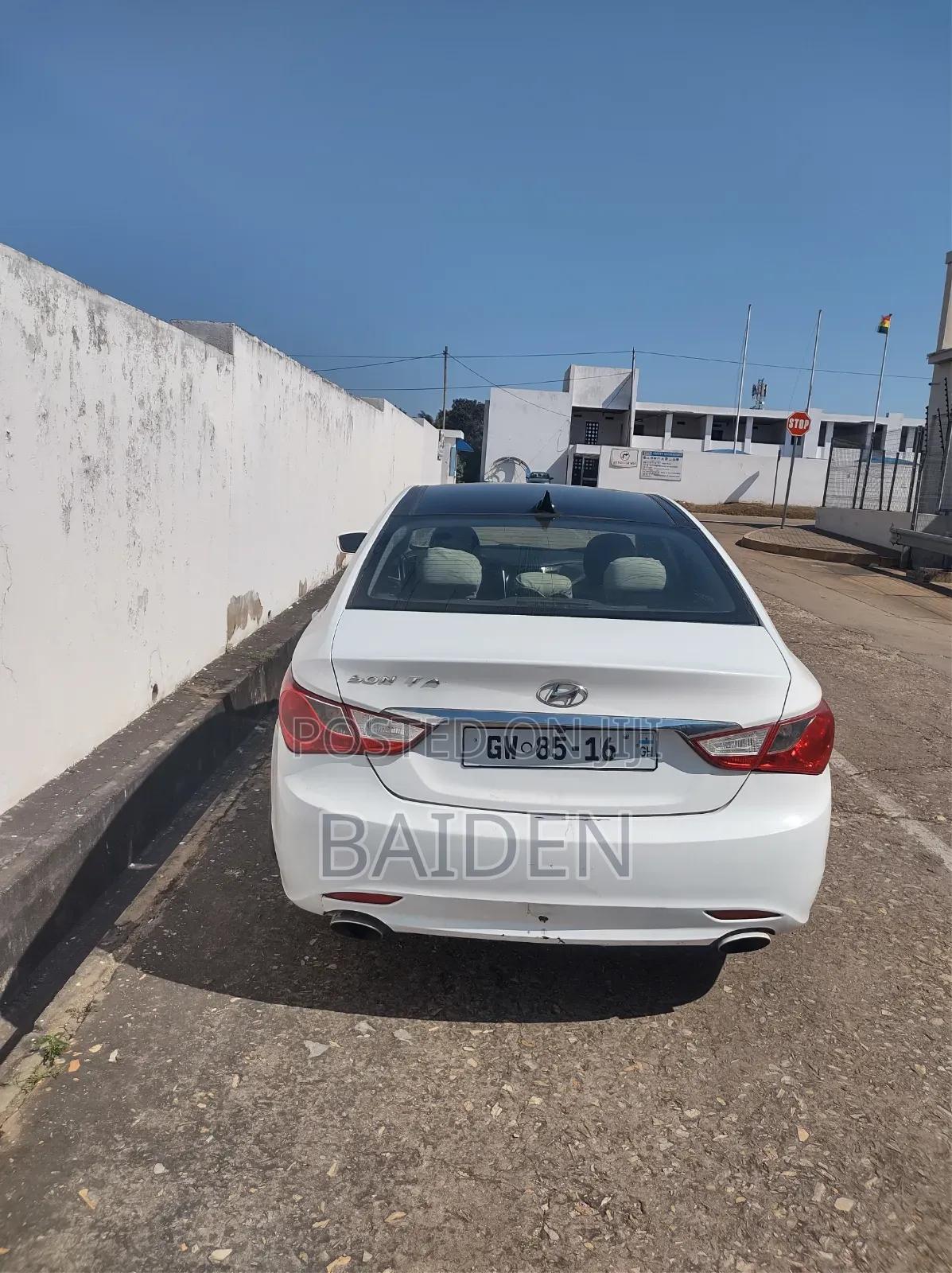 Hyundai Sonata SE 2.0T Sedan FWD (2.0L 4cyl 6A) 2013 White