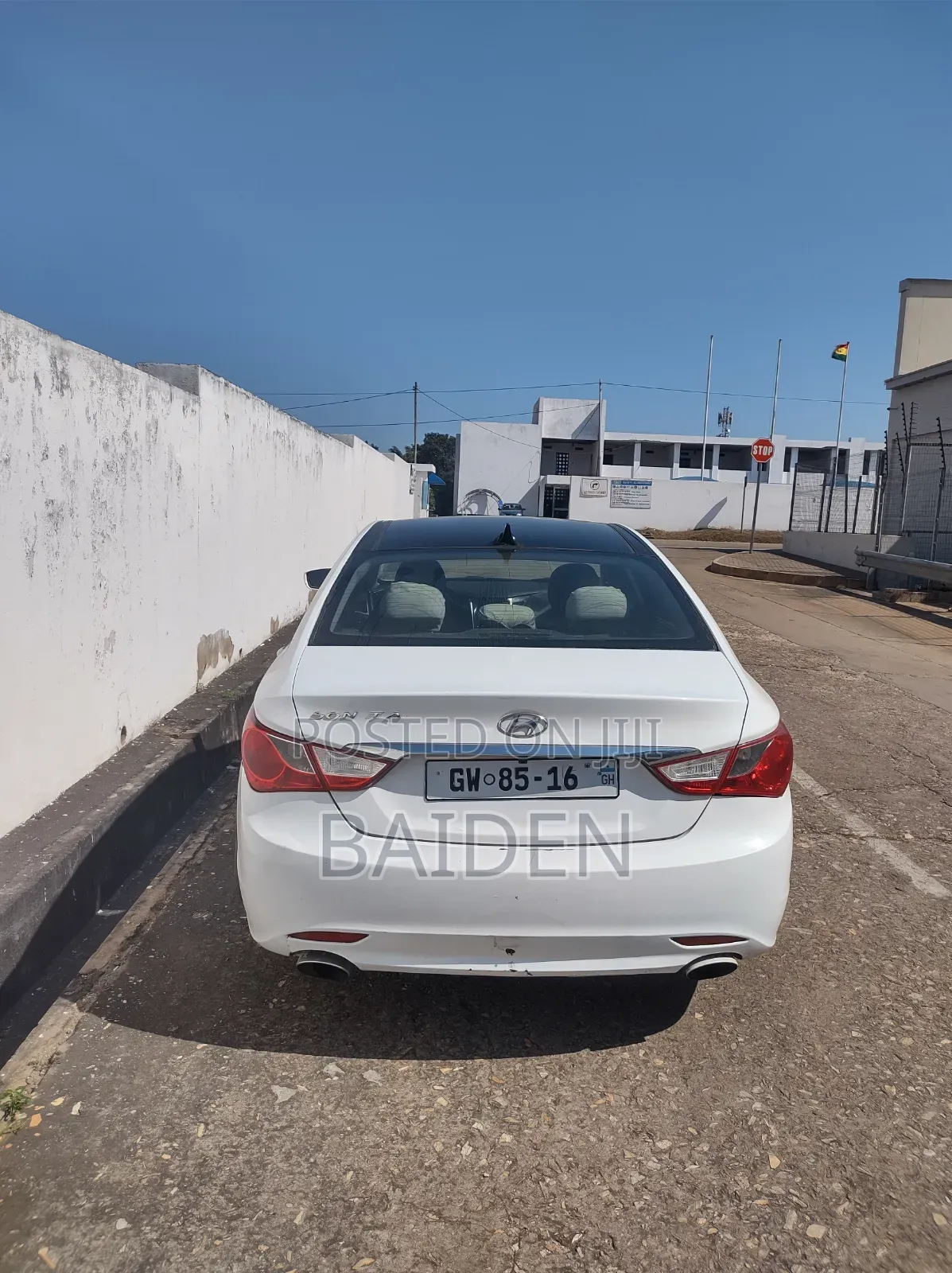 Hyundai Sonata SE 2.0T Sedan FWD (2.0L 4cyl 6A) 2013 White