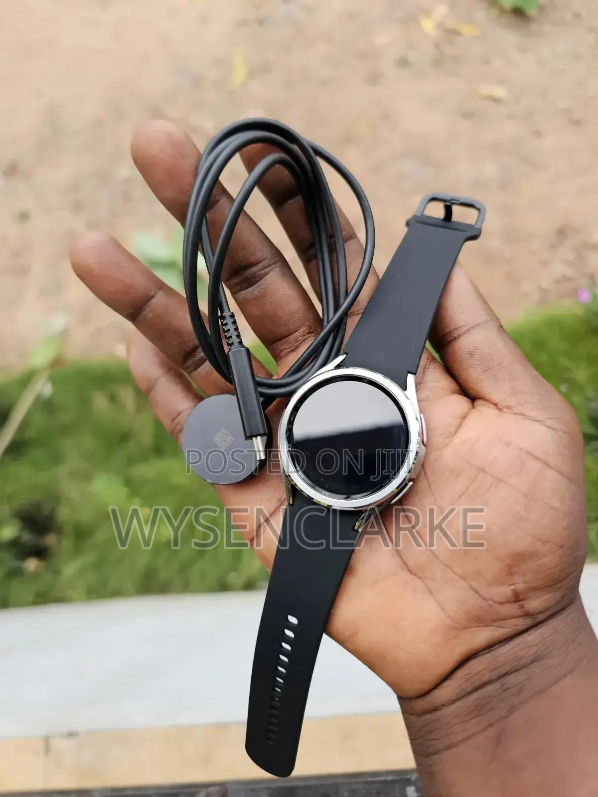 USA Used Samsung Galaxy Watch 6 Classic 43mm Silver With Black Band