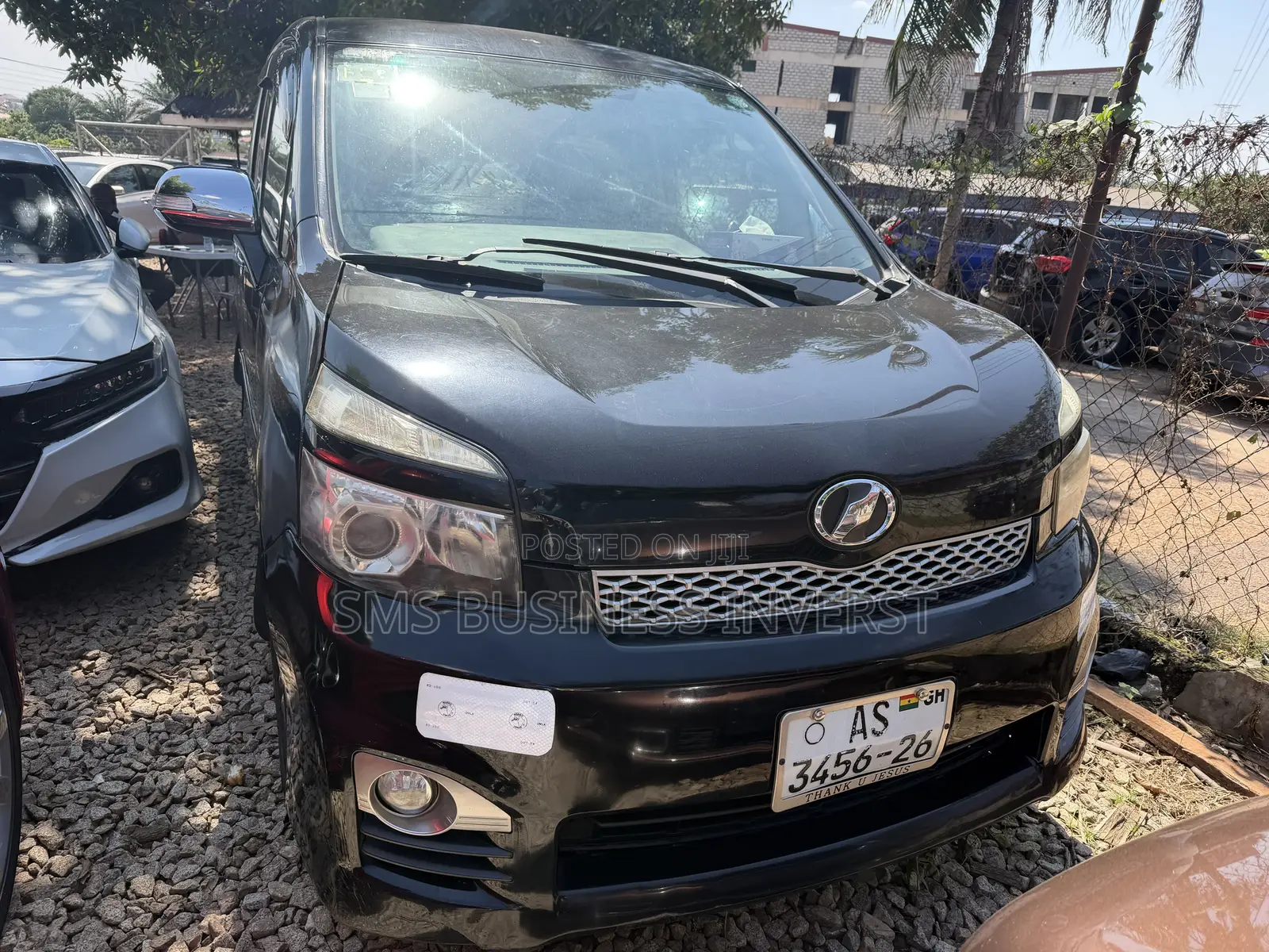 Toyota Voxy V 2WD 7-Seater 2012 Black