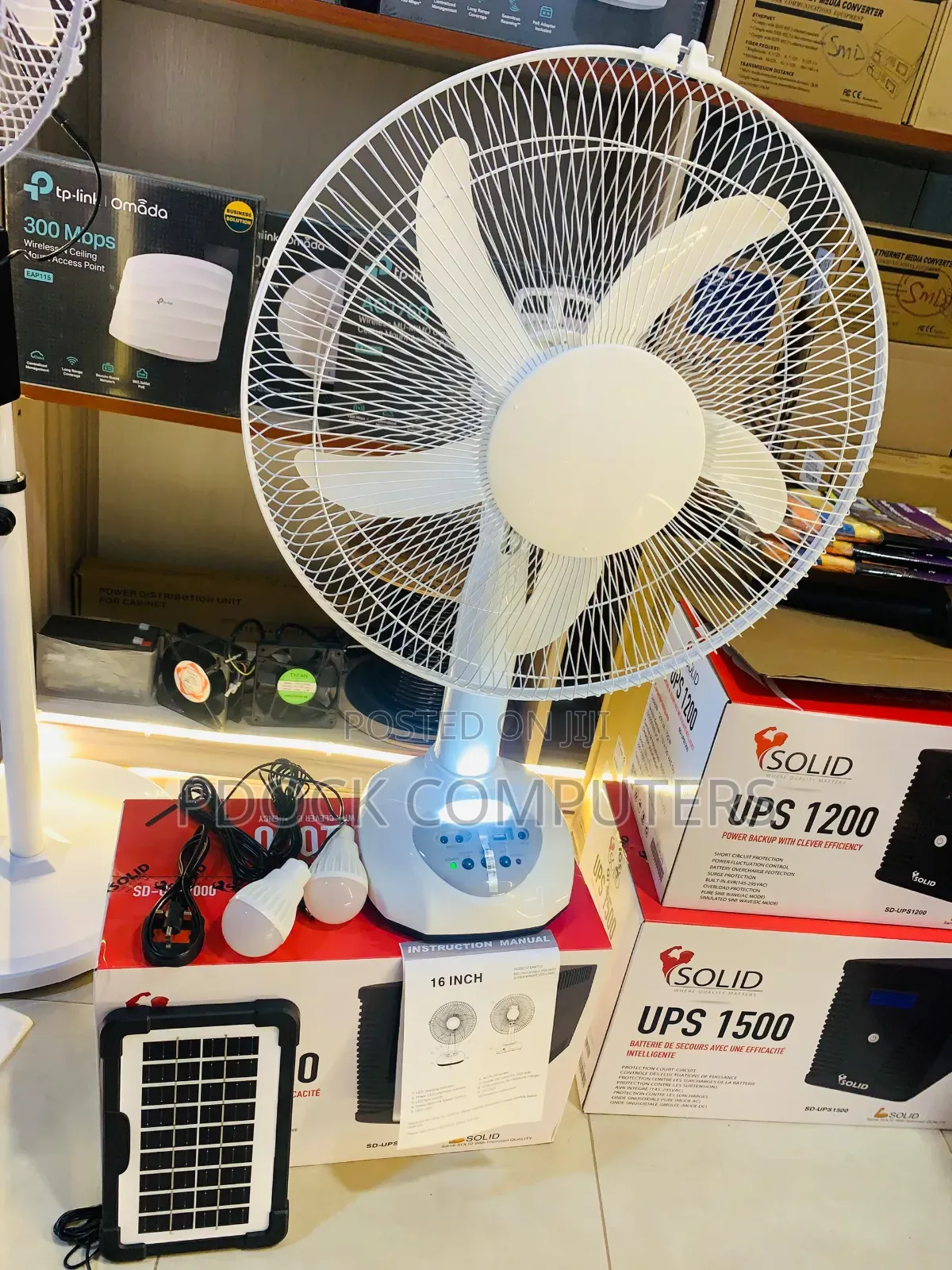 Portable Stand Solar Rechargeable Table Fan With 2 LED Bulbs , 16inch