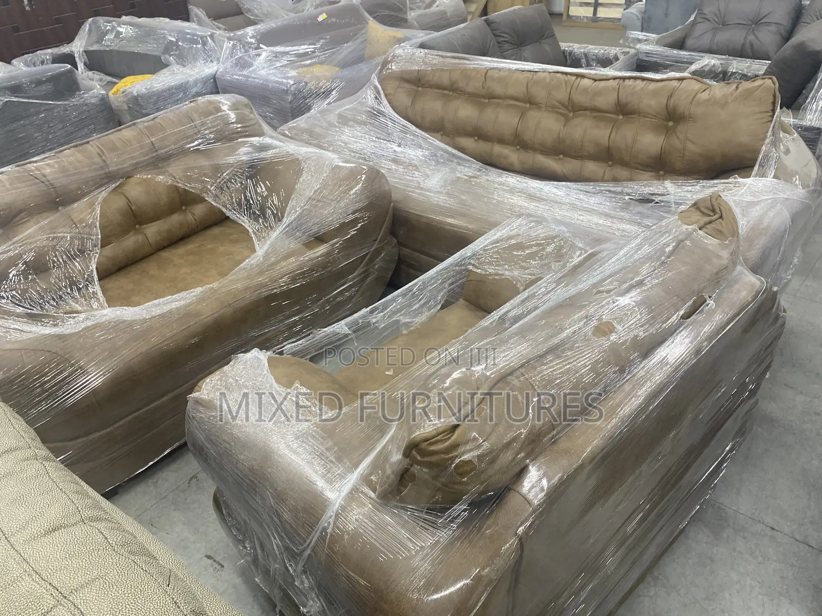 Comfortable 6 Seater Leather Sofa