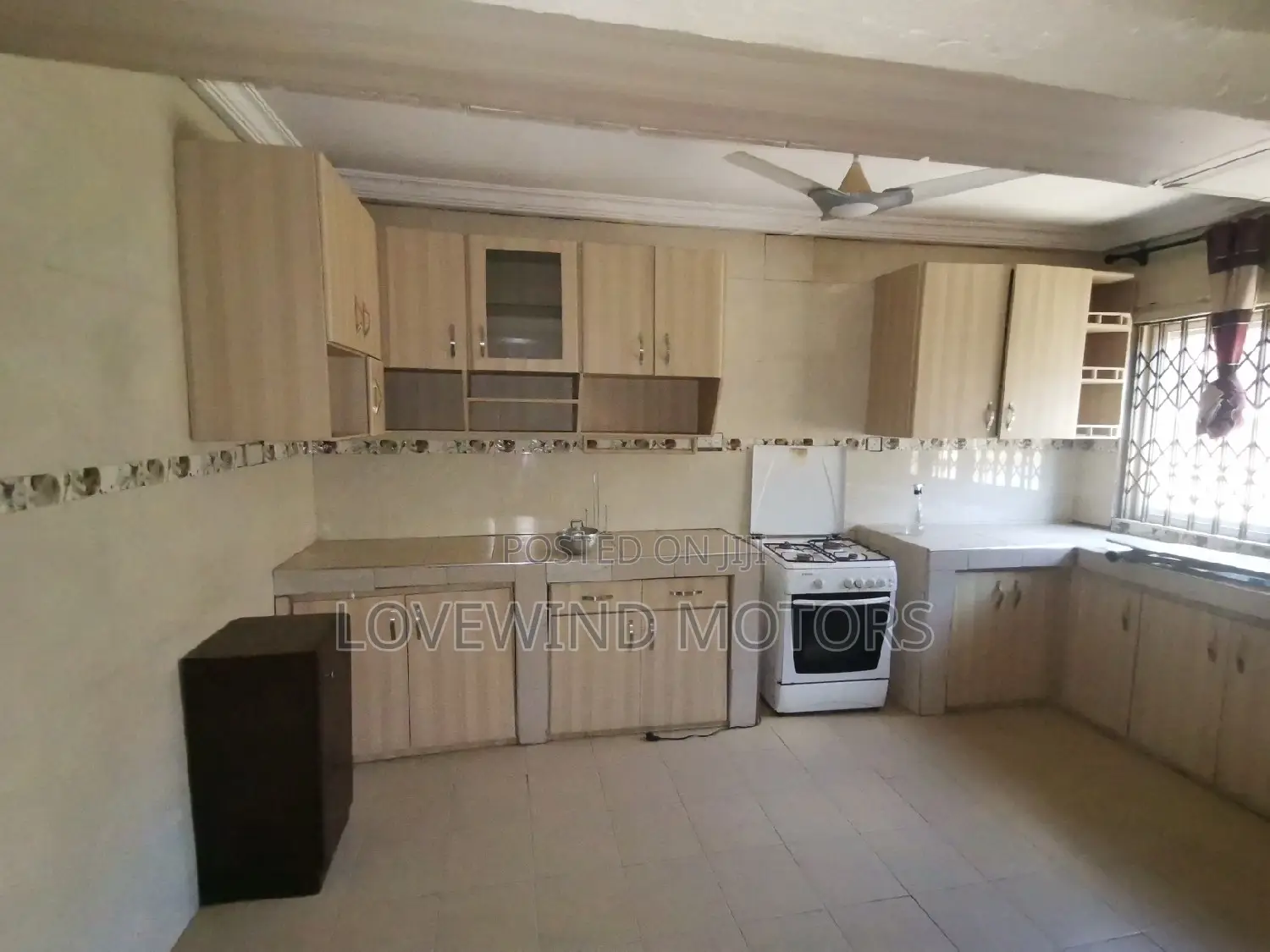 Furnished 3bdrm Mansion in Private Property, Accra Metropolitan