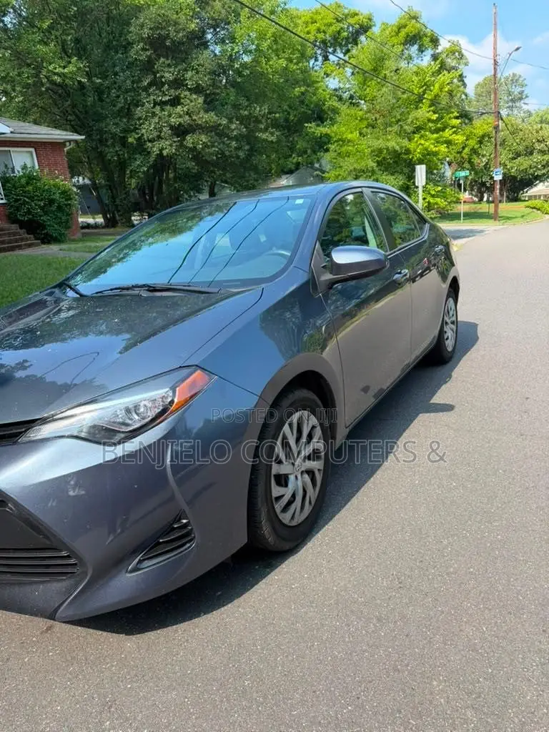 Toyota Corolla LE ECO 4dr Sedan (1.8L 4cyl CVT) 2017 Gray