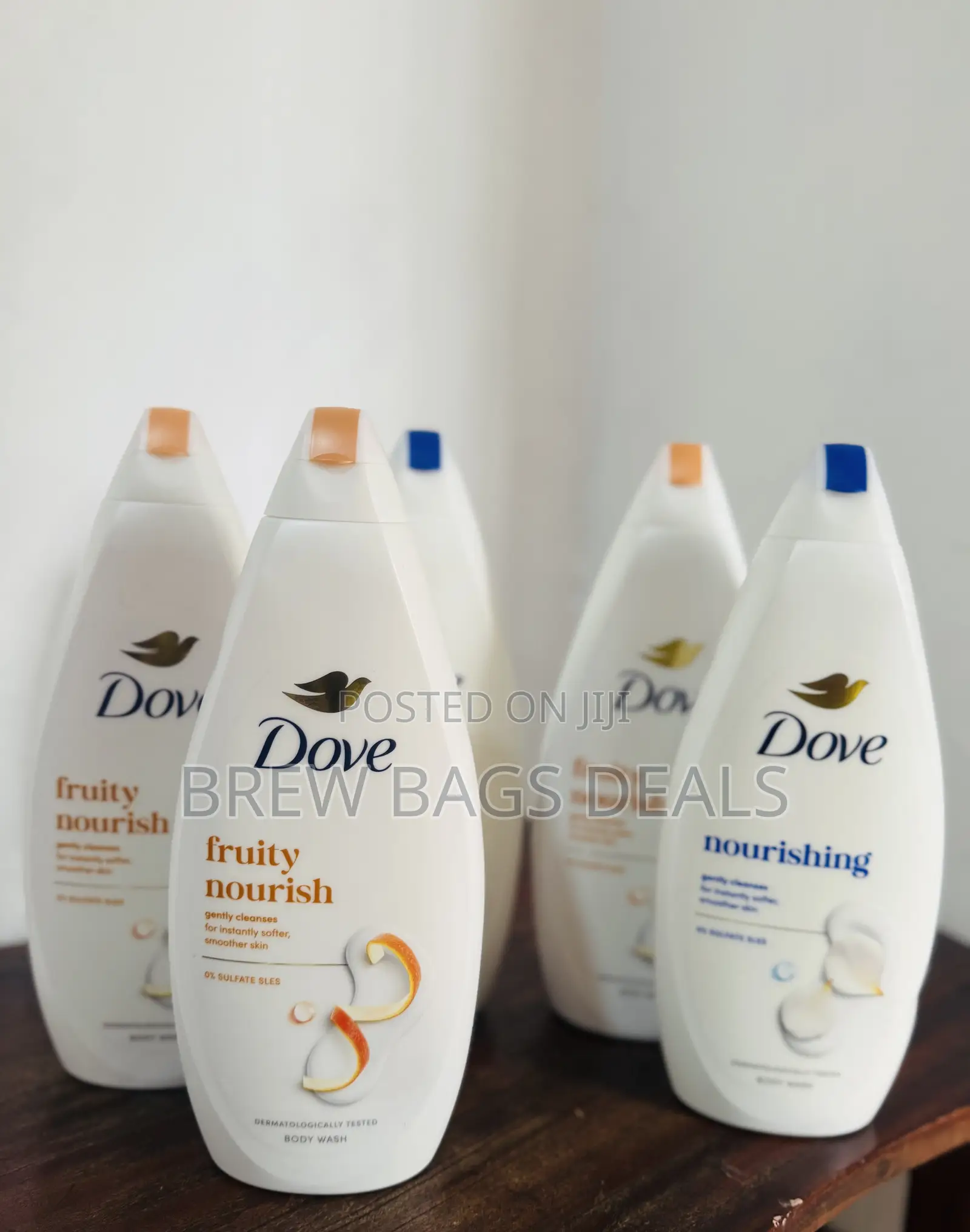 Dove Fruity & Nourishing Body Wash 720ml.