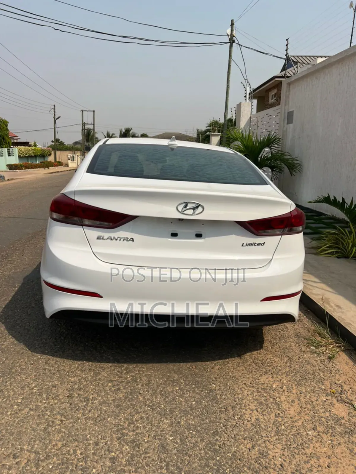 Hyundai Elantra 2017 White