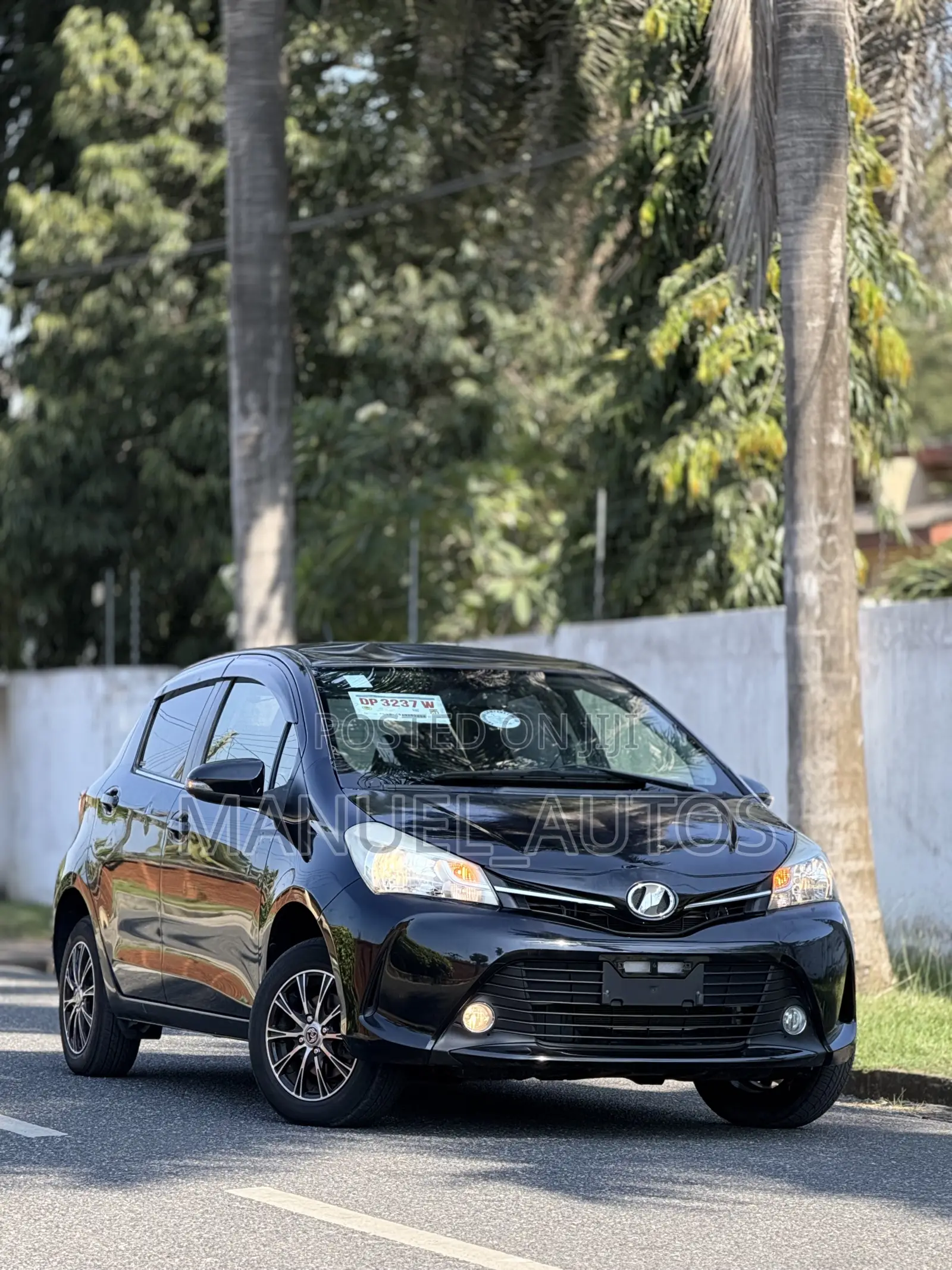 Toyota Vitz 2014 Black