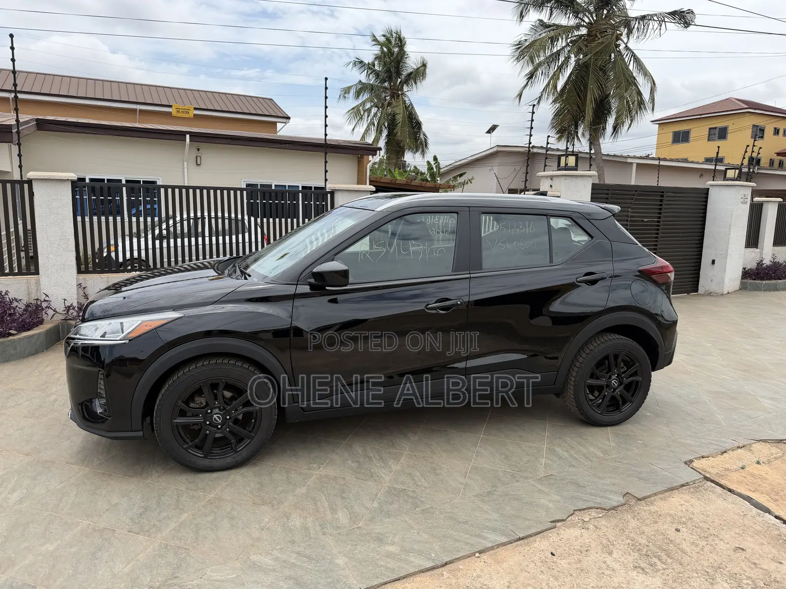 Nissan Kicks SV 2023 Black