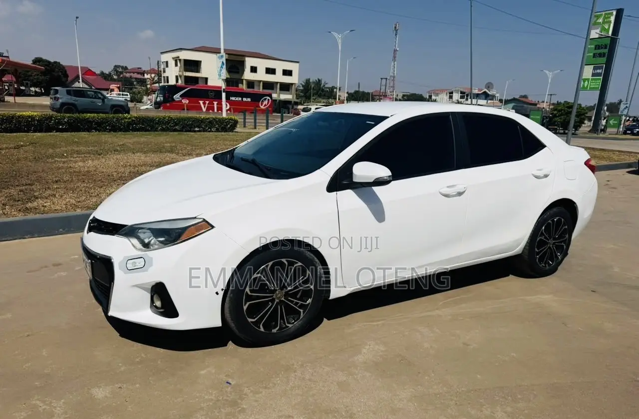 Toyota Corolla 2016 White