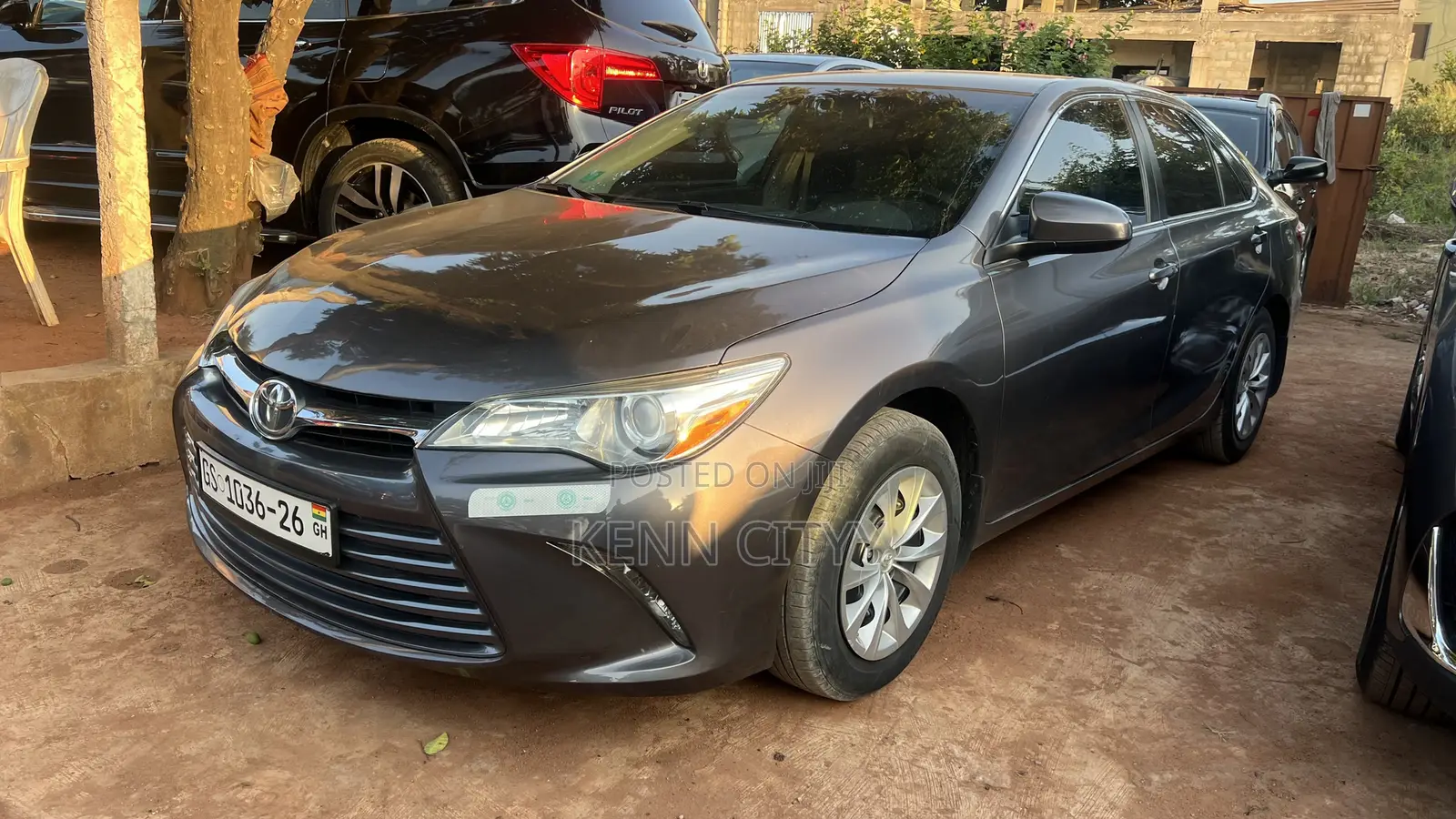 Toyota Camry LE 4dr Sedan (2.5L 4cyl 6A) 2016 Gray
